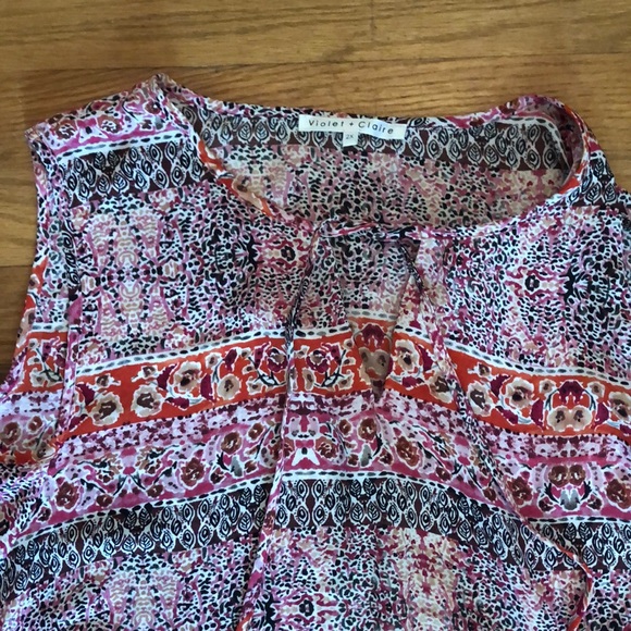 Flowy top - Picture 2 of 6